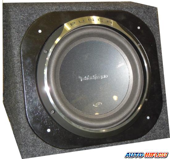 Сабвуфер в закрытом корпусе Rockford Fosgate P3D412 box